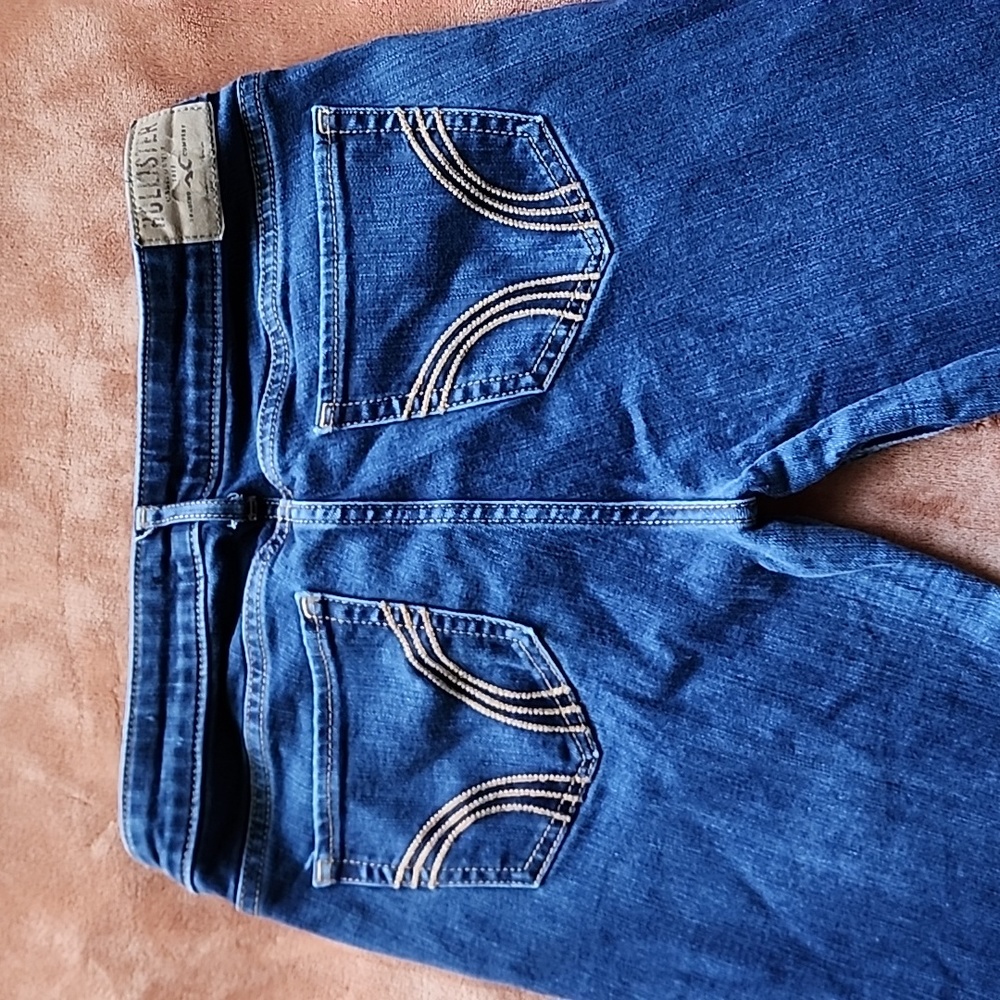 Hollister jeans